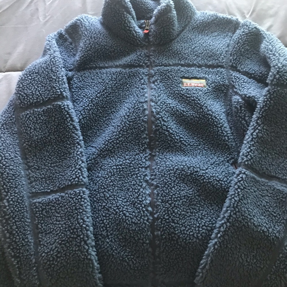 Women LL Bean retro style fleece